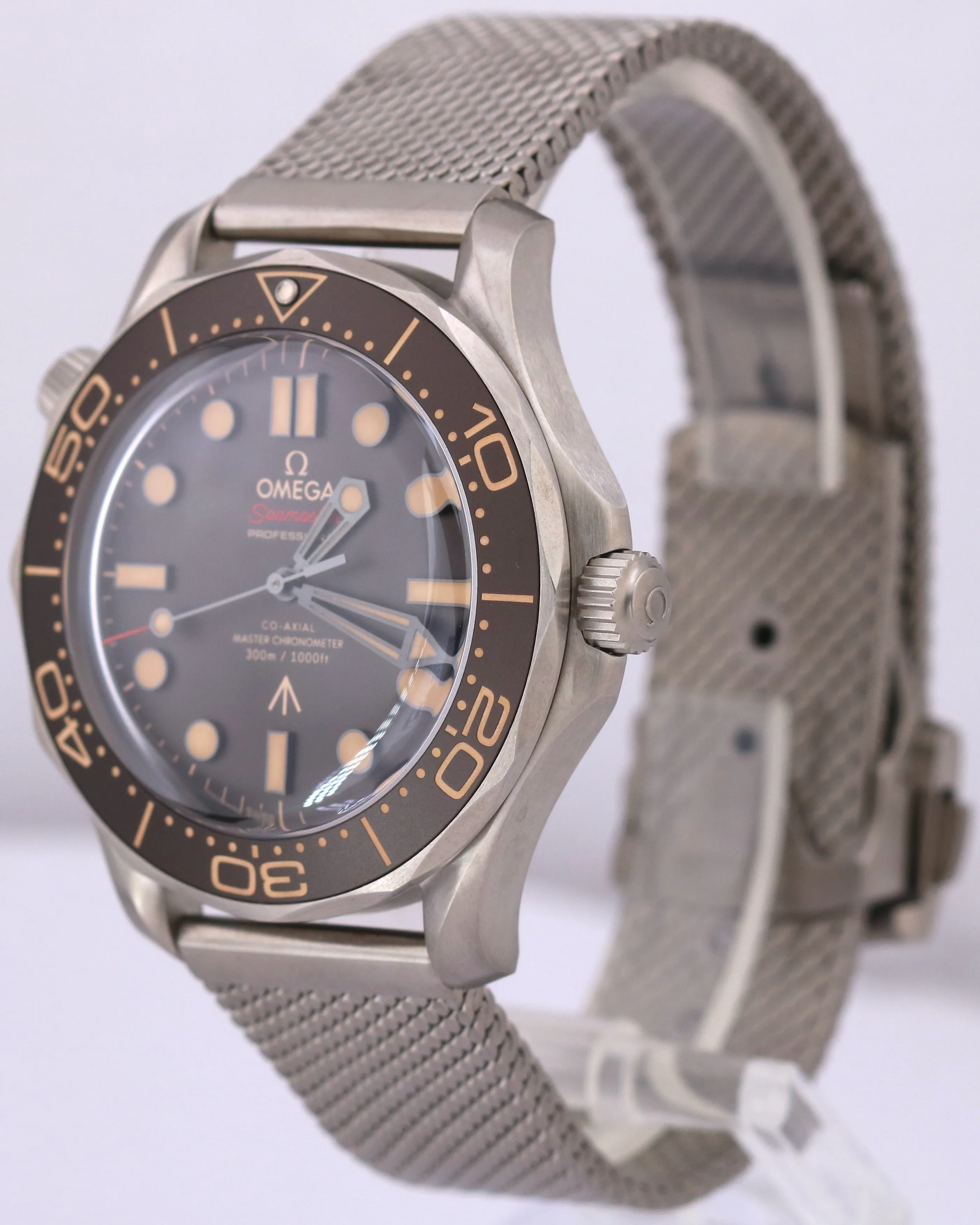 2021 PAPERS Omega Seamaster NO TIME TO DIE 42mm Titanium 210.90.42.20.01.001 BOX