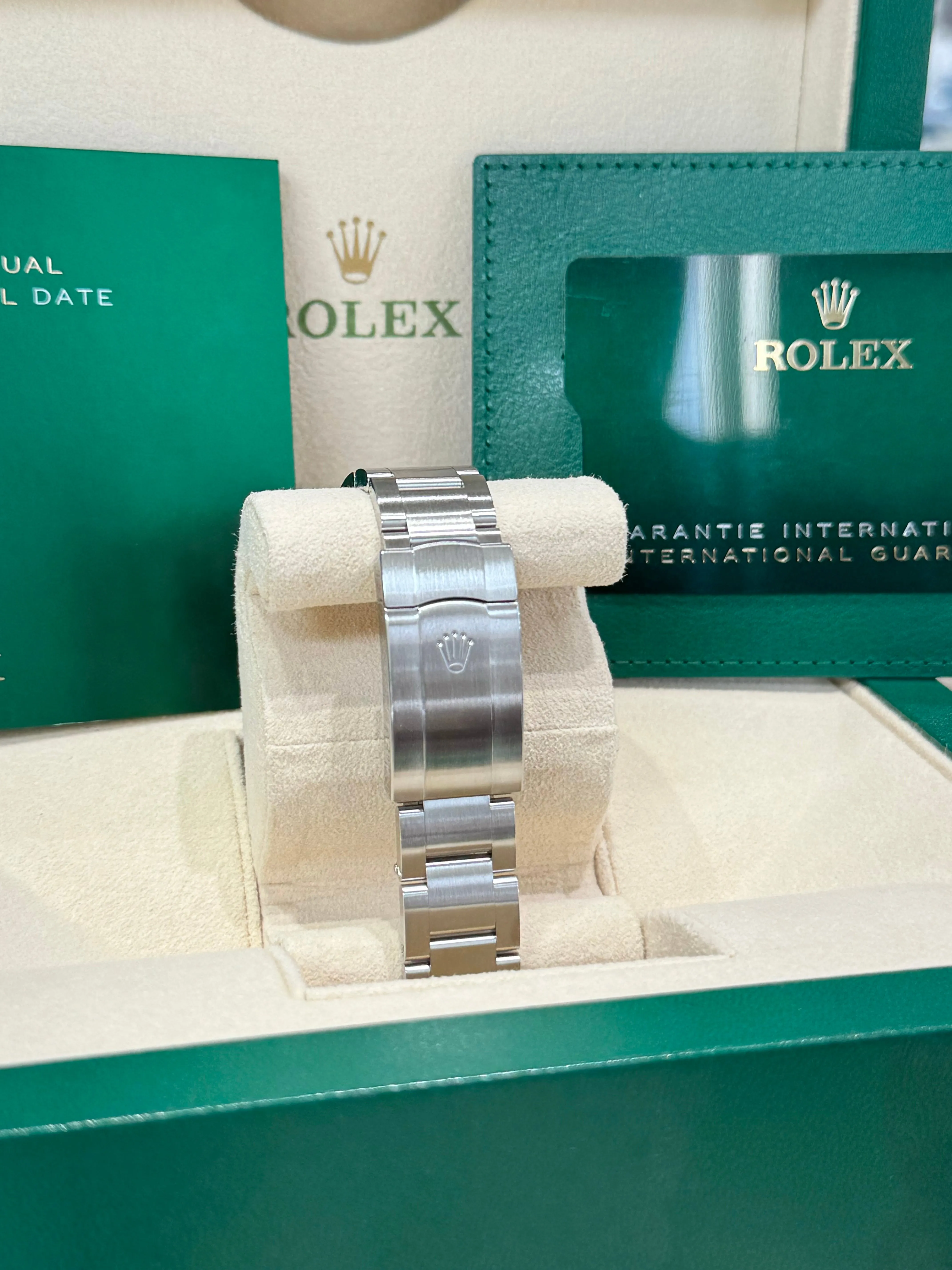 2023 Rolex Oyster Perpetual 36 126000