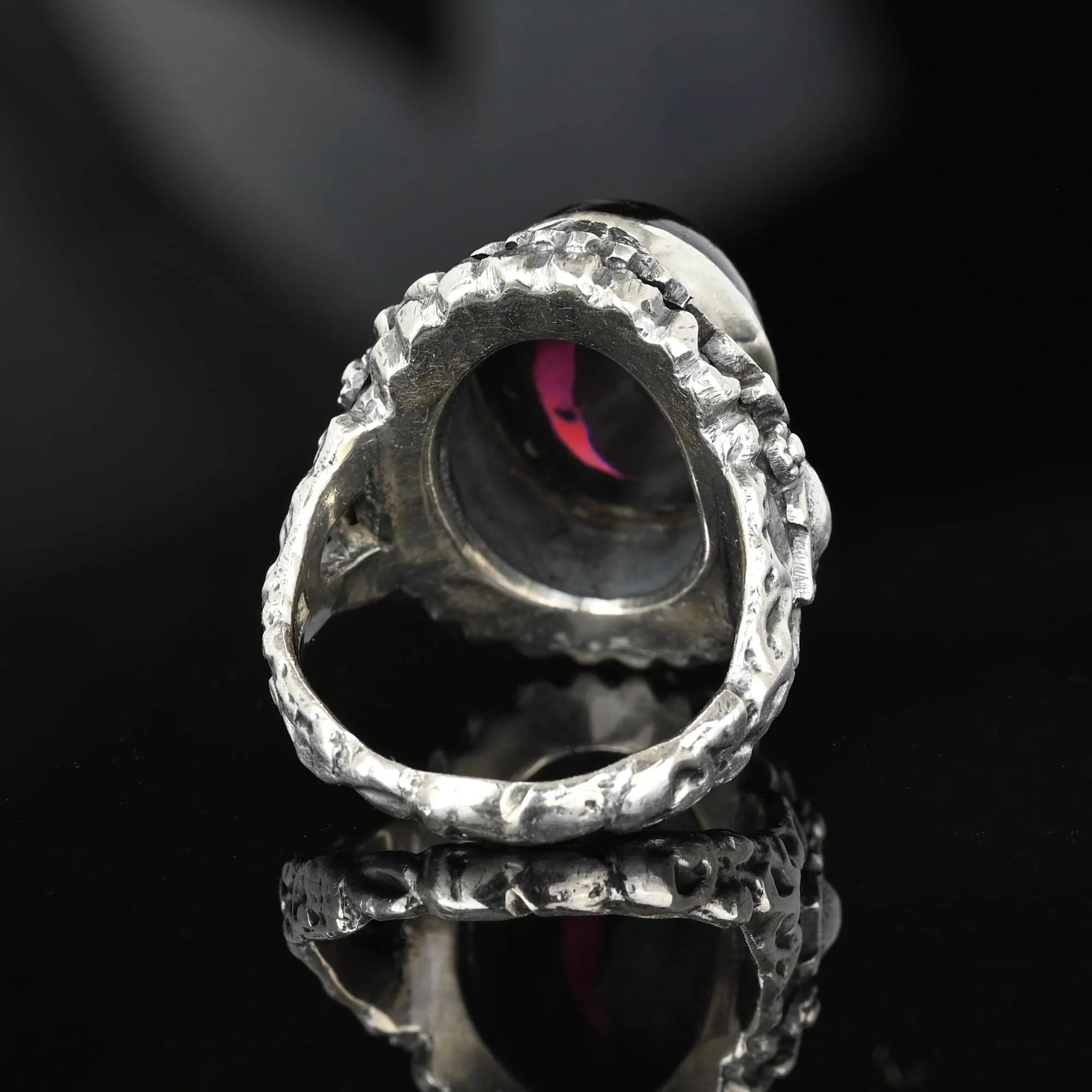 Arts & Crafts Zoltan White Garnet Cabochon Ring