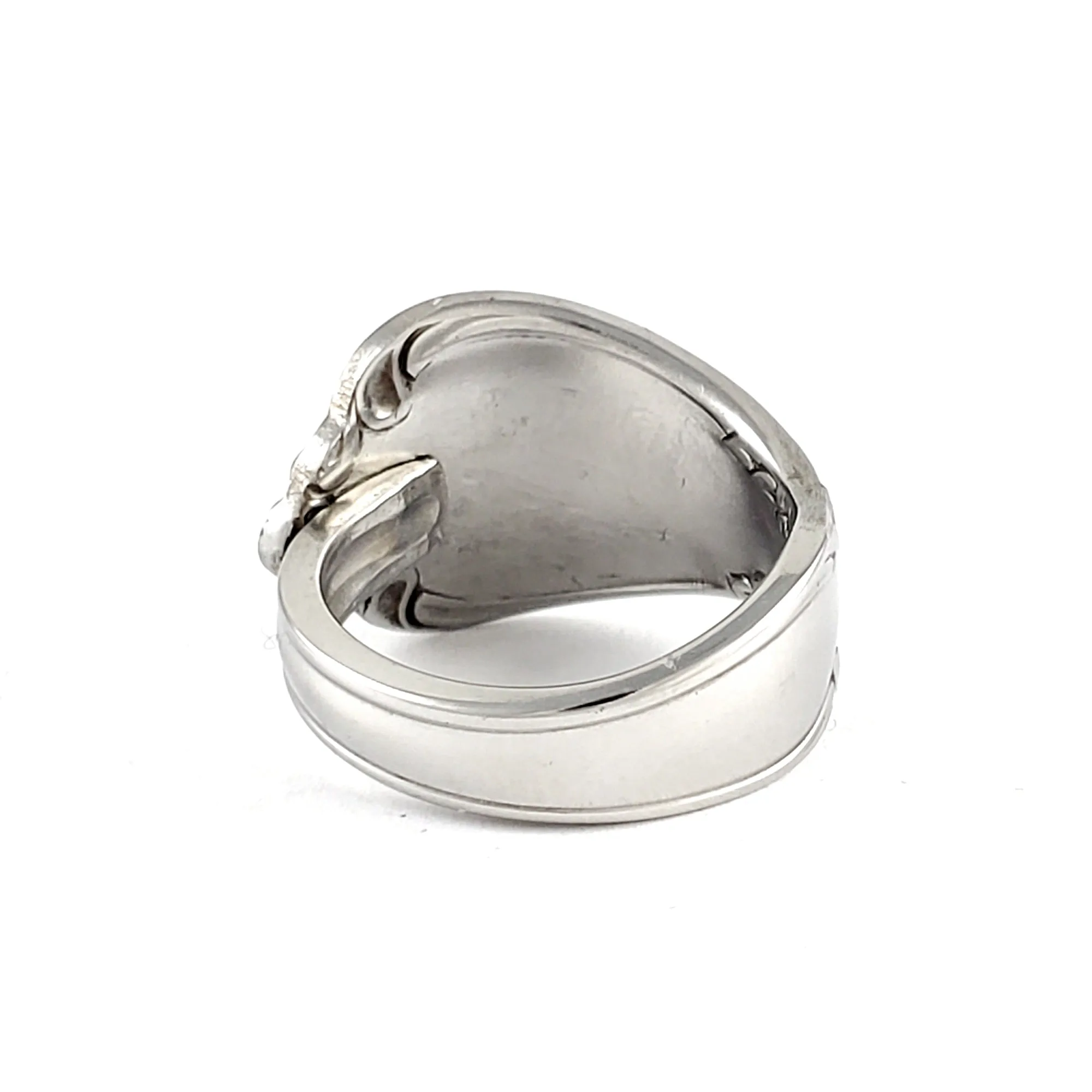 Oneida Chateau Stainless Steel Spoon Ring