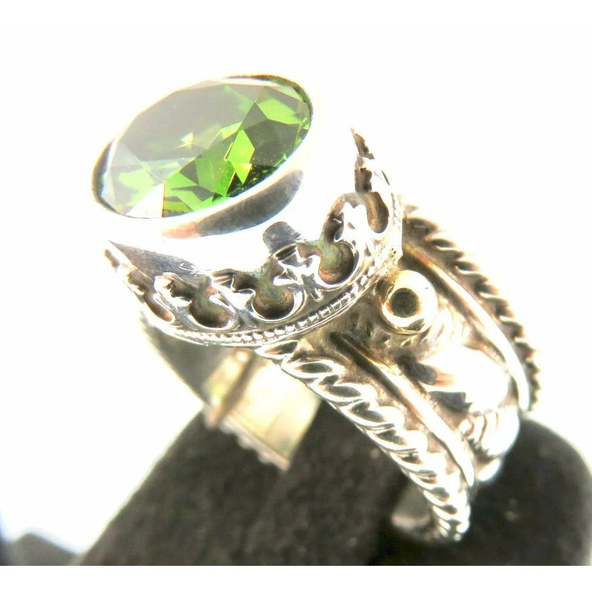 Reve Jewelry Oval Peridot Sterling Silver & 14kt Gold  Ring