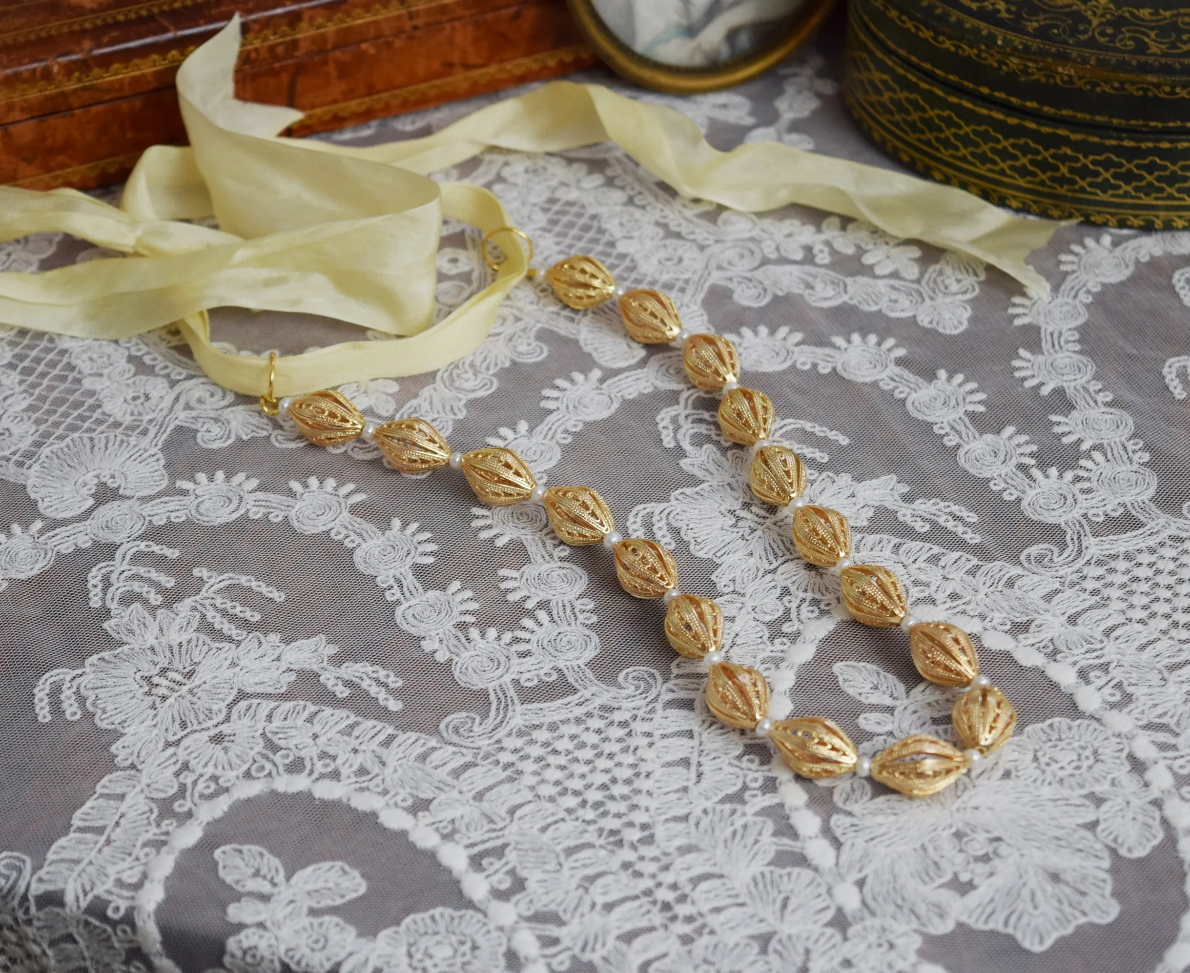 SALE! Renaissance Filgree and Pearl Necklace