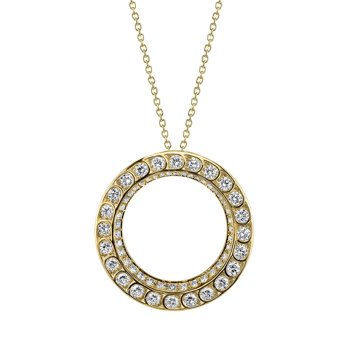 Scallop Pave Diamond Medium Circle Necklace